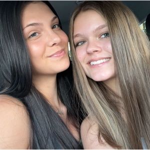 Meet your Posher, Britta